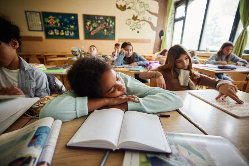 Do dehydrated kids perform worse at school?