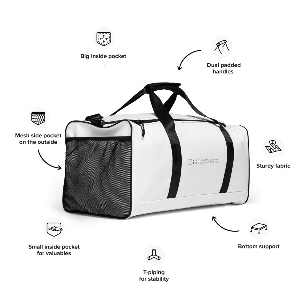 Gym bag with side clearance pockets