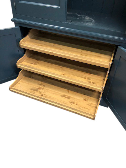 "Wells" Kitchen larder provision pantry cupboard Country Interiors