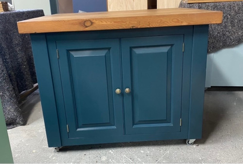 Beautiful reclaimed kitchen island with back overhang