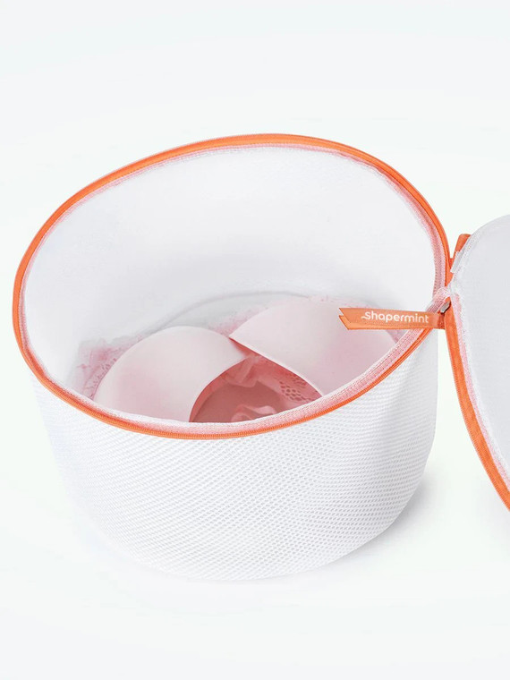 Shapermint Large Mesh Bra Saver Laundry Bag with Zipper - Delicate Care