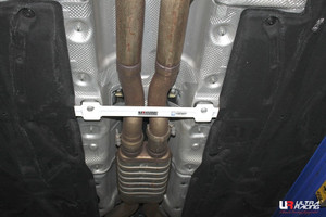 MERCEDES E 63 AMG / E-CLASS SEDAN & WAGON (W212/S212) 2010-2016 / CLS AMG 63 / CLS (C218) 2011-2018 - MIDDLE LOWER (2 POINTS) MERCEDES E 63 AMG / E-CLASS SEDAN & WAGON (W212/S212) 2010-2016 / CLS AMG 63 / CLS (C218) 2011-2018 - MIDDLE LOWER (2 POINTS)