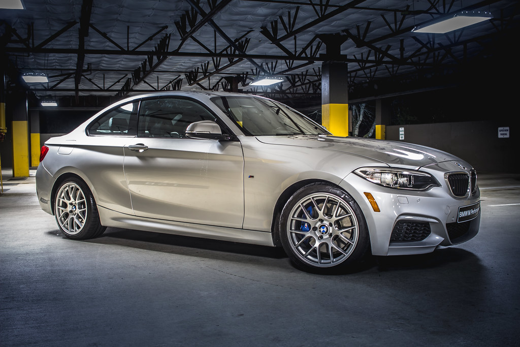 Products Bmw 2 Series Ultra Racing Usa Llc Chassis Tuning