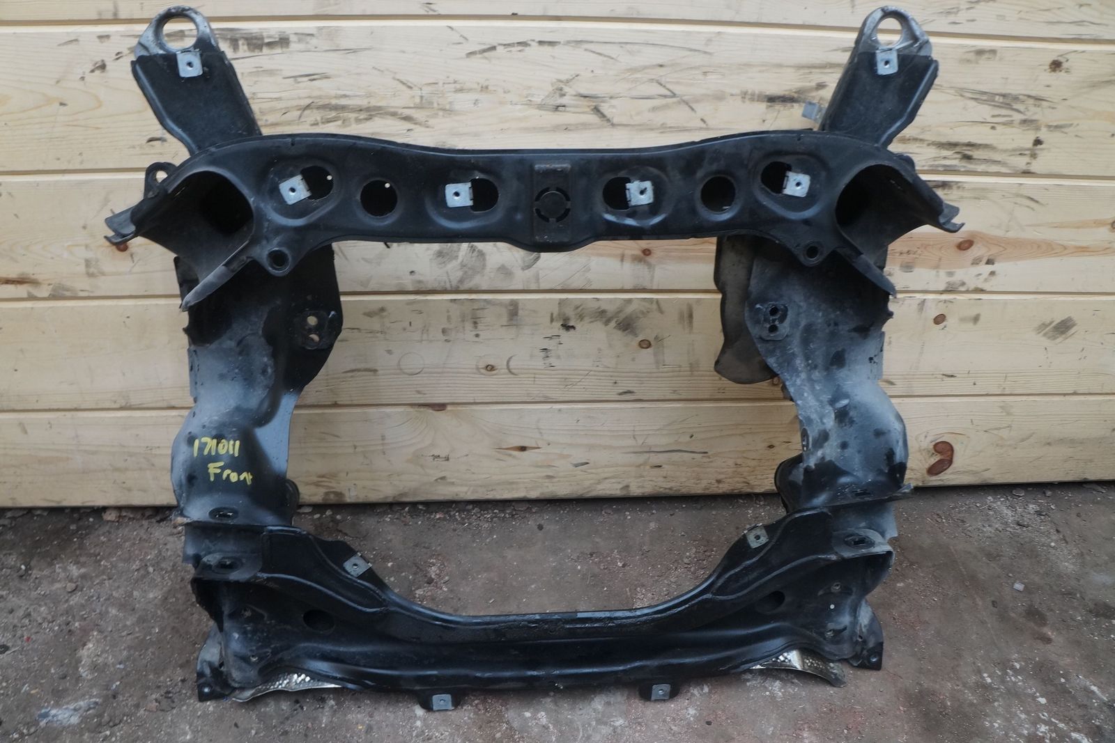 front-subframe-cradle-crossmember-awd-2126280457-mercedes-cls550-08-17-w218-w212-302710131305-5.jpg