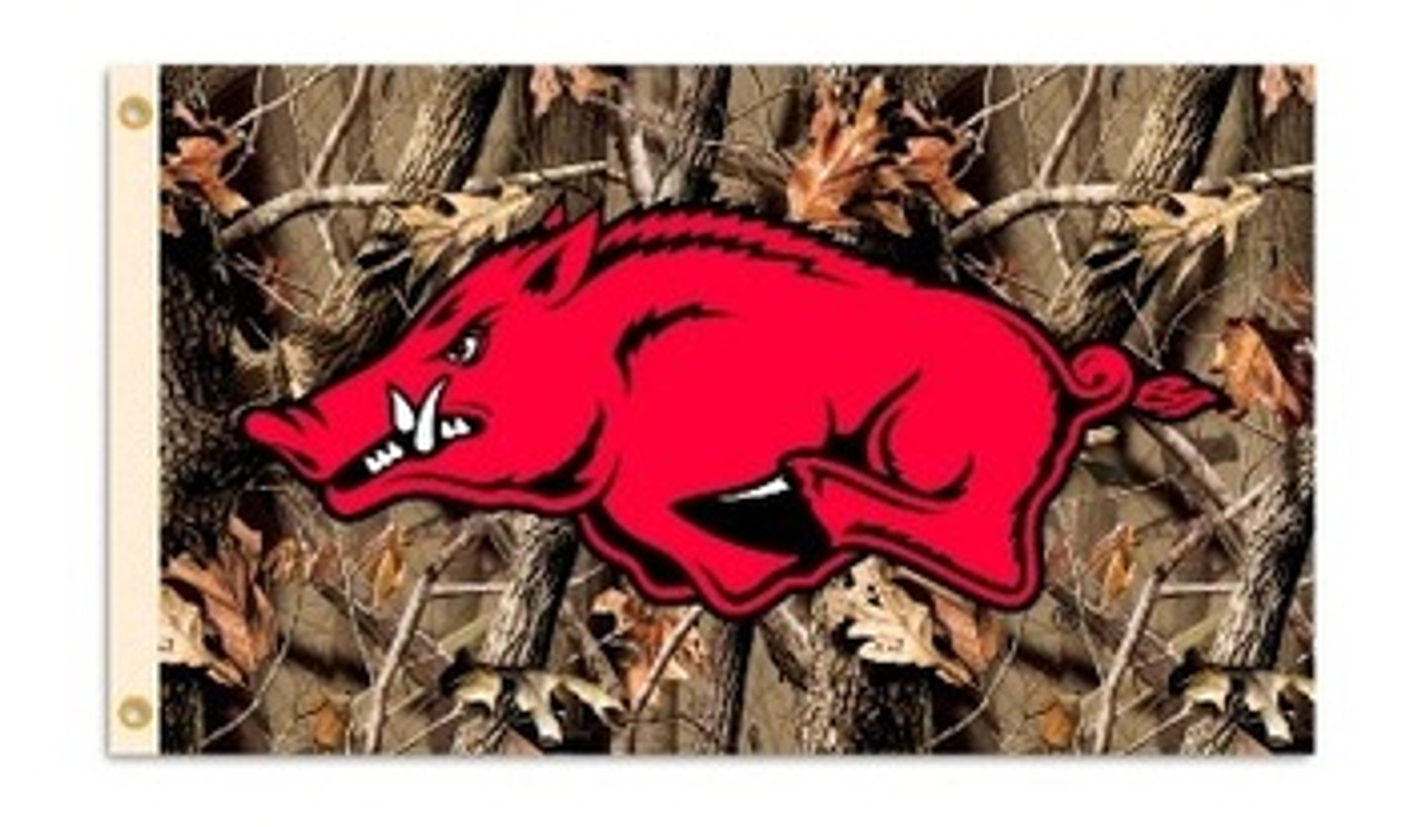 Arkansas Razorbacks Camo Flag - Razorbacks Logo - Dragon Sports