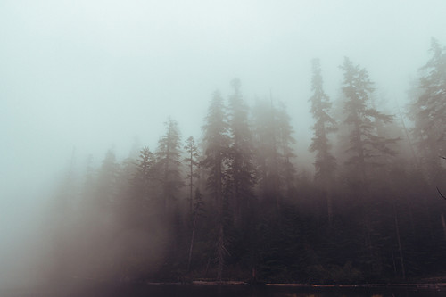 Wahtum Lake
