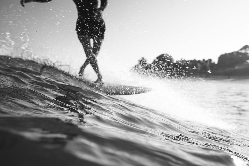 Surf Stance BW