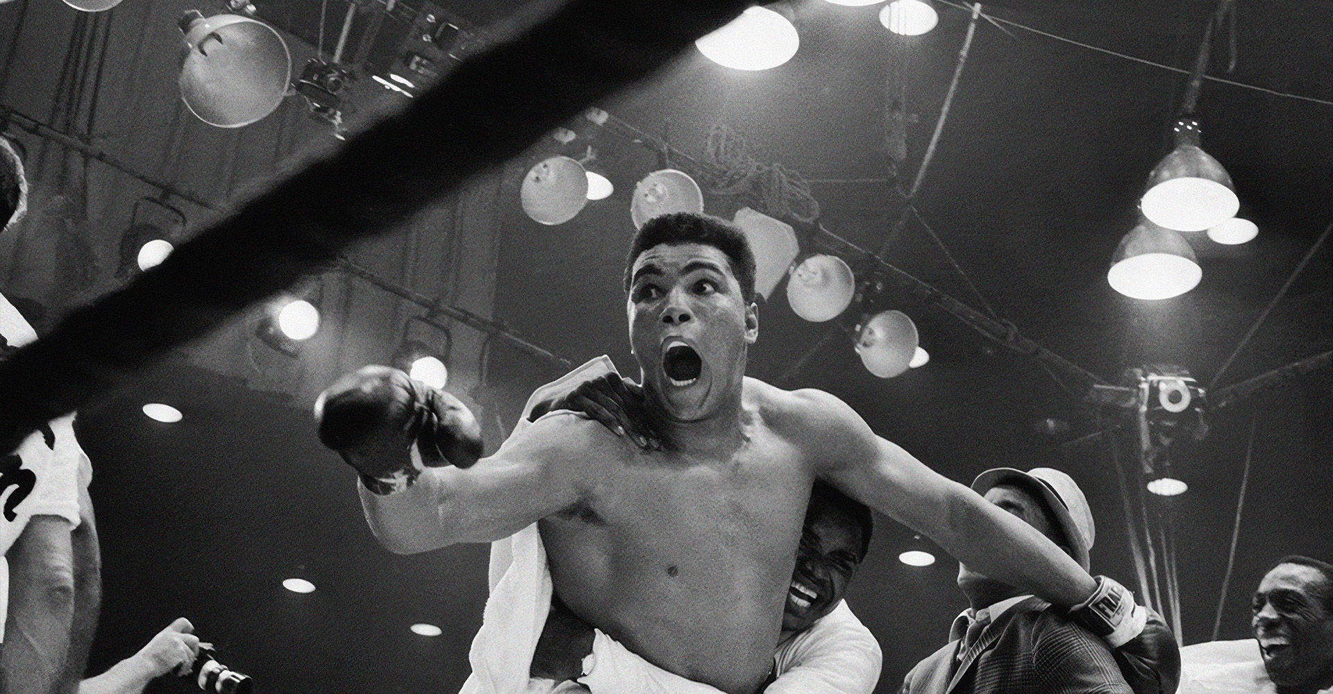 ali-1920x1000.jpg