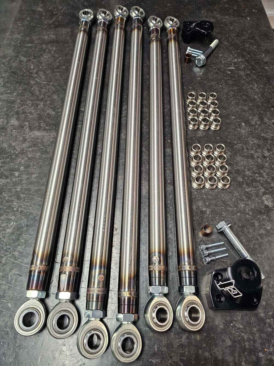 CT Race Worx Can-Am Maverick R Pro Desert Chromoly Radius