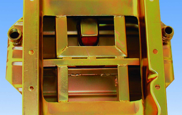 Milodon Bbm R/R 7Qt Oil Pan W/External Pick-Up 31581 Milodon Bbm R/R 7Qt Oil Pan W/External Pick-Up 31581