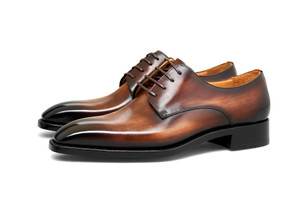 AE -THE NOBLE PLAIN TOE DERBY LEATHER SHOE | TOBACCO