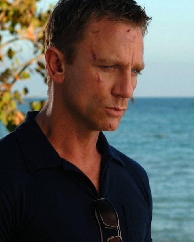 SUNSPEL, JAMES BOND