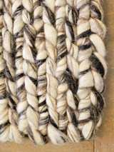 Bendos RG0BA446 Charcoal Wool Rug - top view of pattern