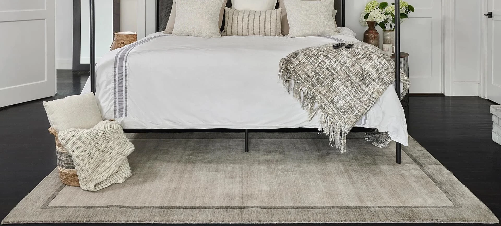 Textured & Solid Rugs