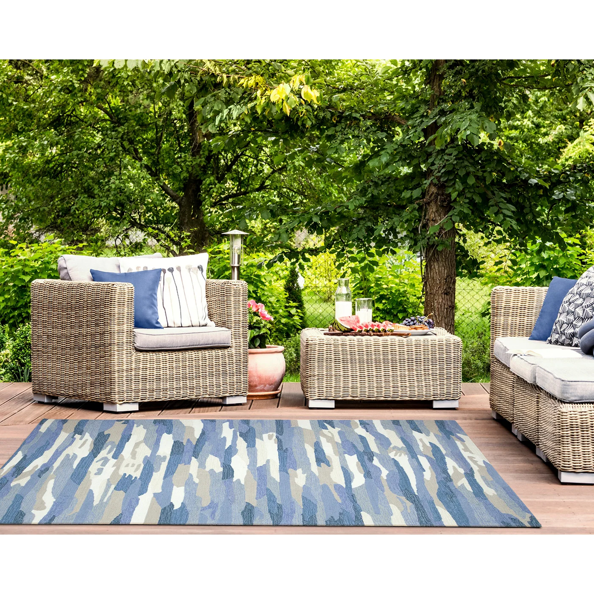 Liora Manne Capri 1725/23 Cloud Soft Blue Rug