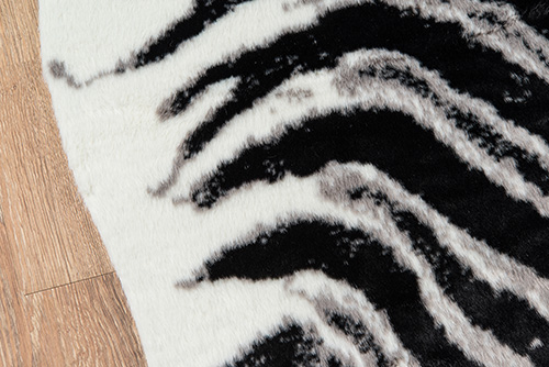 Momeni Acadia ACA-1 Black Zebra Print Rug