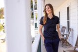 How to Choose the Right Women's Shirt Size