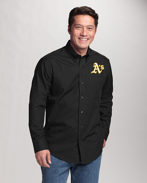 Athletics Cutter & Buck Epic Easy Care Fine Twill Mens Long Sleeve Dress Shirt Black Front