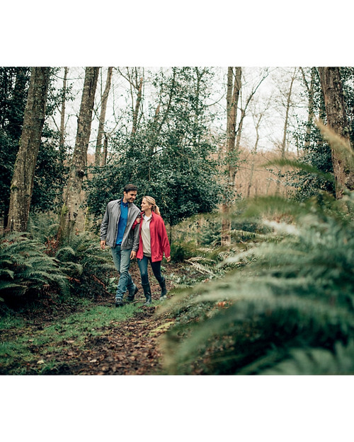 Man wearing Big & Tall Nine Iron Jacket with woman in the woods.