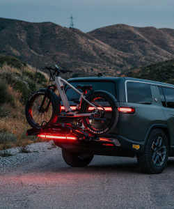 Destination E LED Light Bar [Hollywood Racks]
