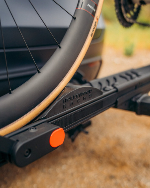 Legacy CrossTrack 1 Bike Hitch Rack [Hollywood Racks]