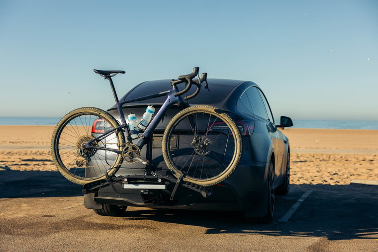 Destination LED Light Bar [Hollywood Racks]