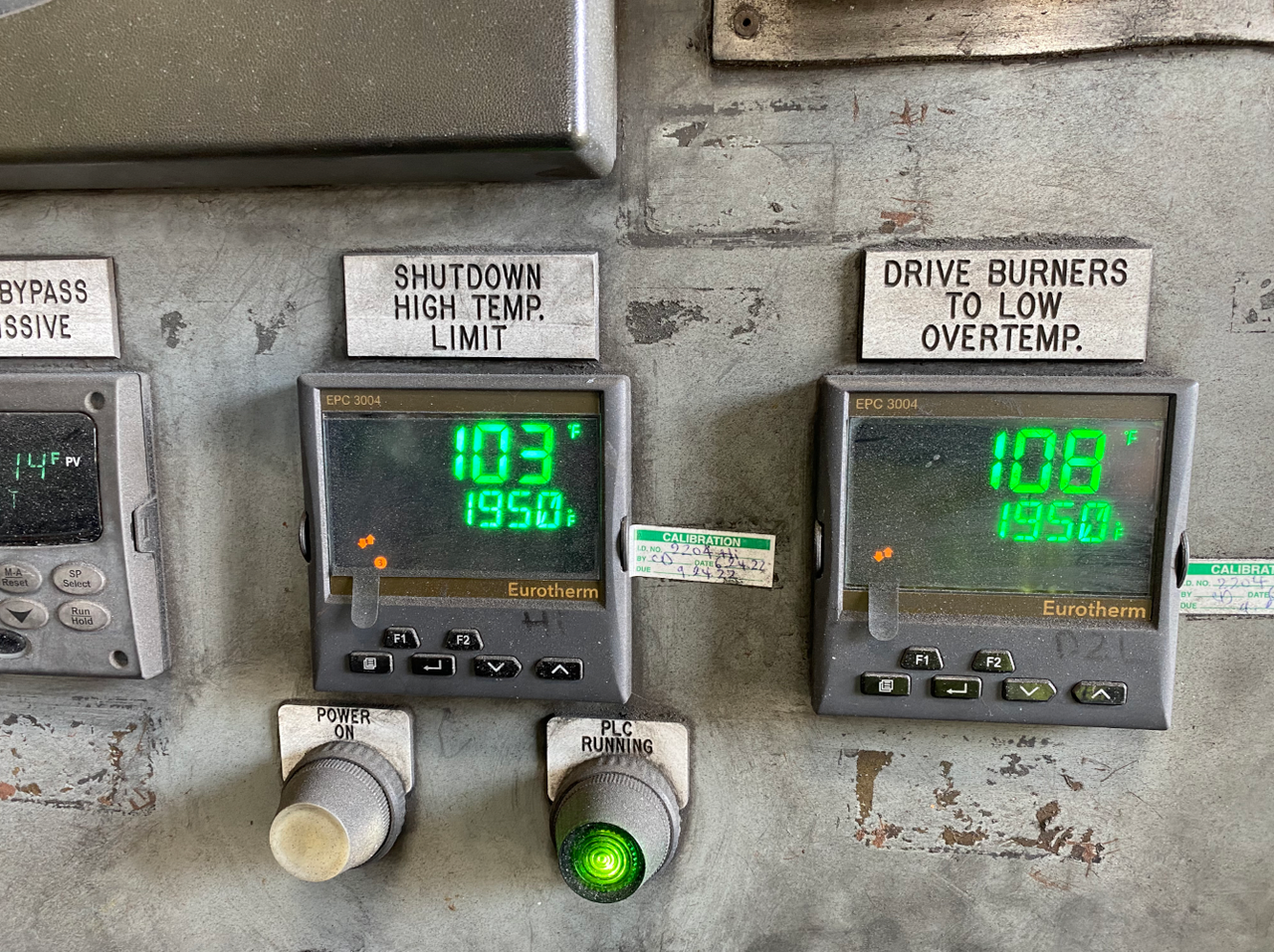 Controllers - Multi-Loop and Single process controllers