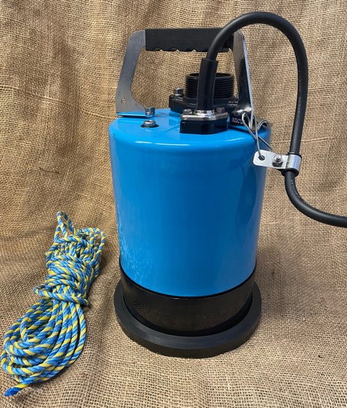 Puddle Sucker contractors pump with 10m cable and safety rope plus 2" male BSP outlet