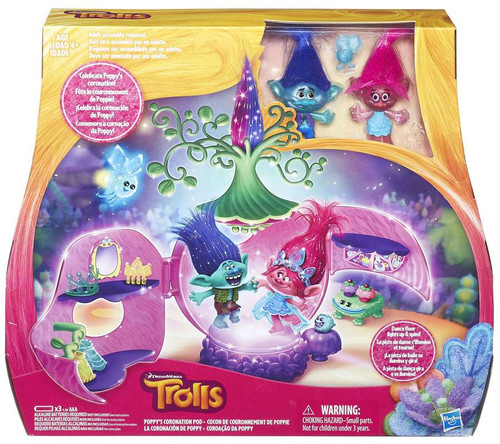 Trolls Poppy's Coronation Pod Playset (Pre-Order ships March)