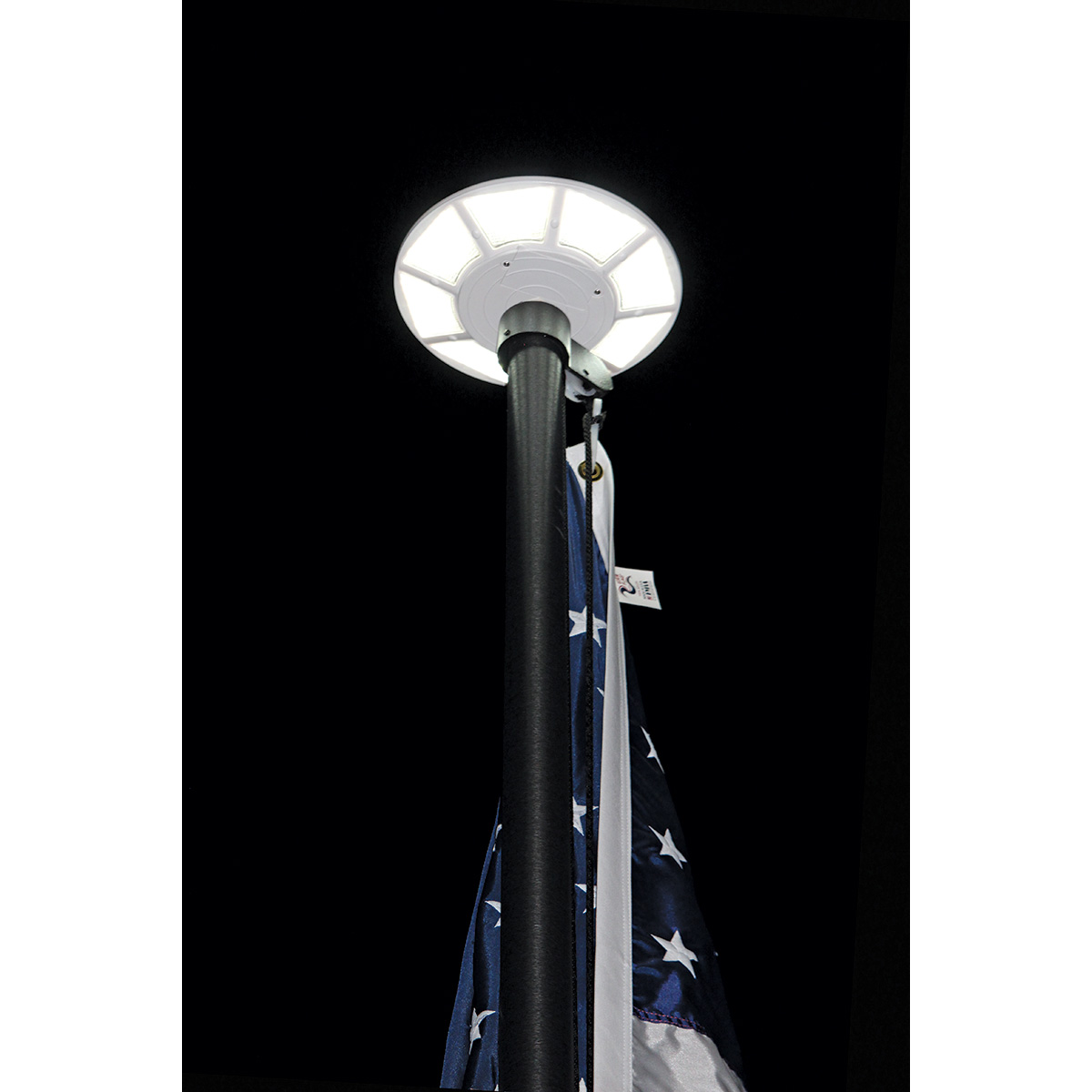 solar-flagpole-light-night.jpg