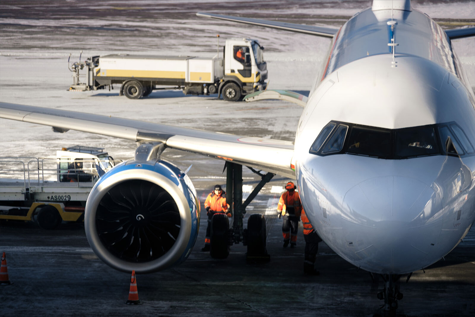 Ramp ground handling operations at airport