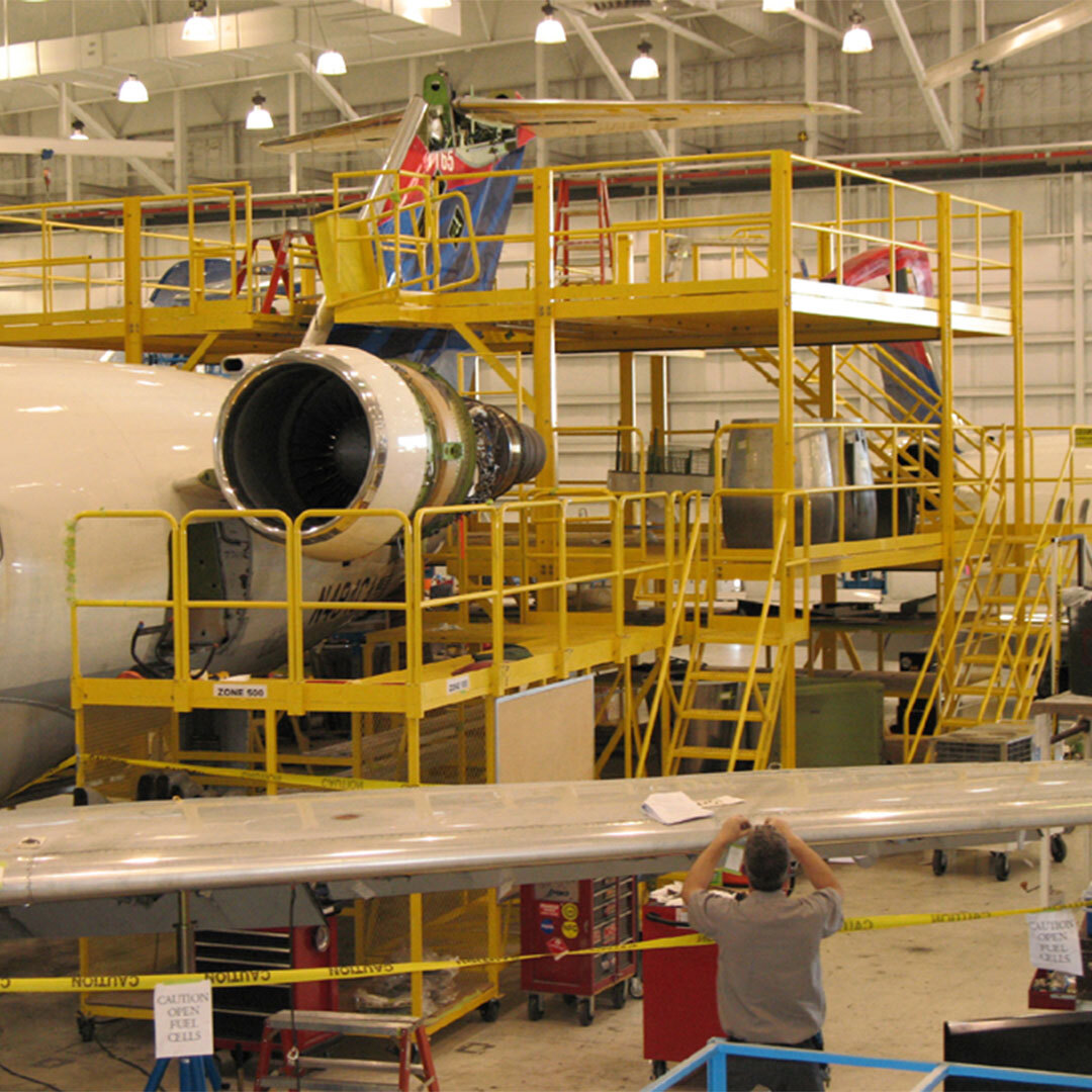Large-Scale Plane Maintenance Platform