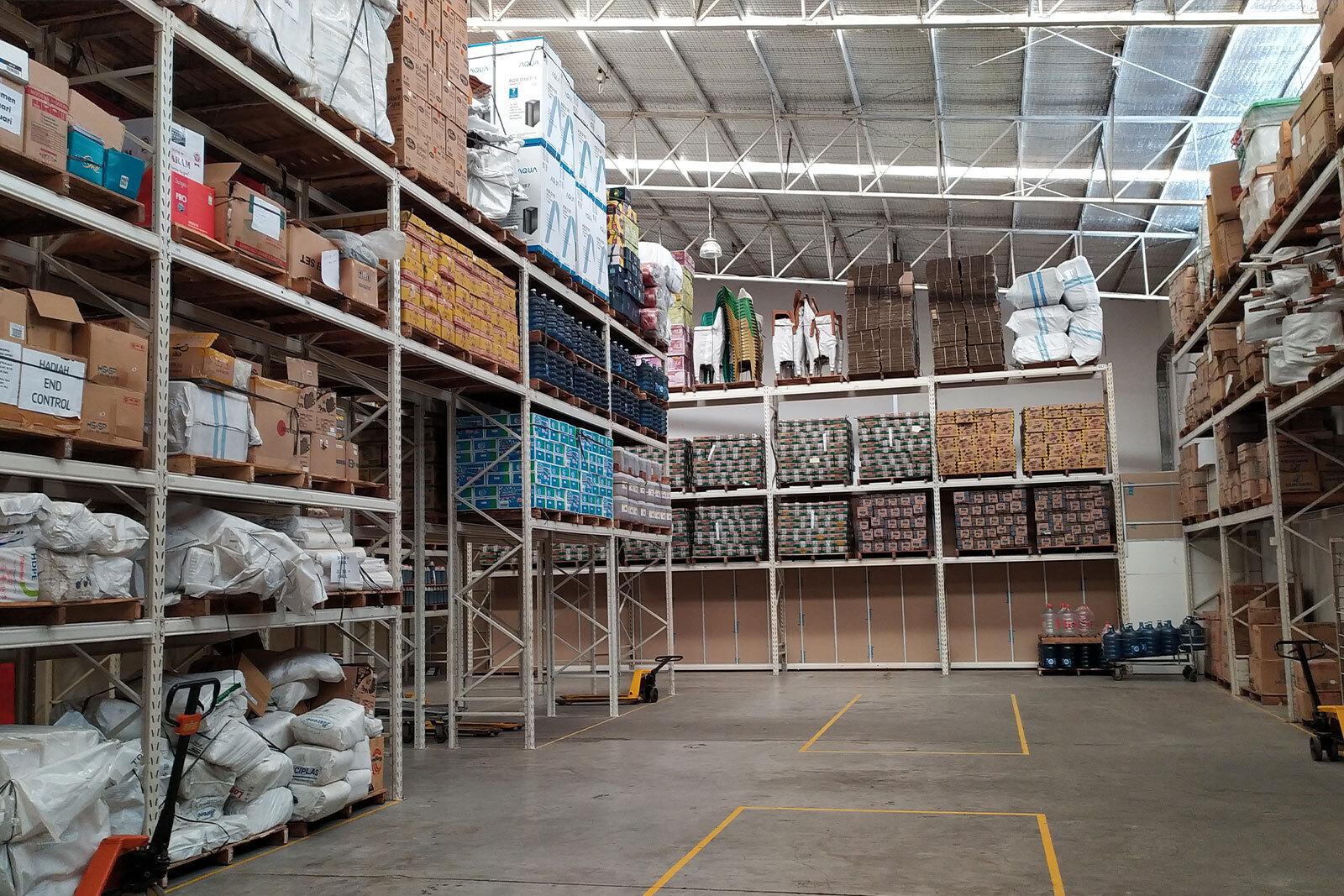Warehouse Club and High-Volume Retail