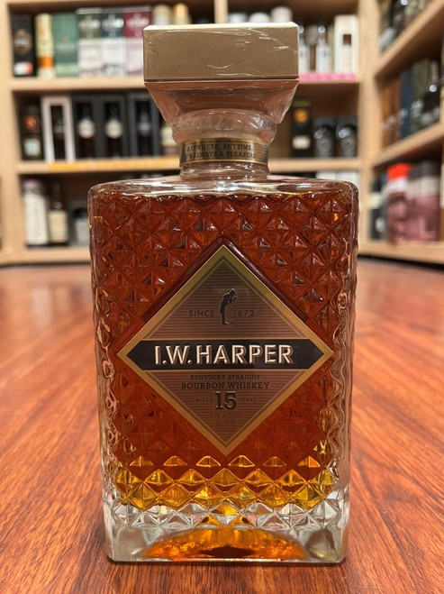 I.W. Harper 15 Year Old Straight Bourbon - The Whisky Shop - San