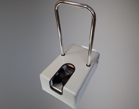Shoe Cleaner, with Internal Vacuum