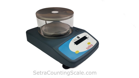 The Setra Easy Count 2 (EZ2),   500 x 0.005 g  scale is a reliable and efficient solution for quickly counting small parts. With its high resolution weighing capacity, the EZ2 can accurately count even the smallest parts with great precision. This allows you to minimize downtime and maximize efficiency in the workplace.