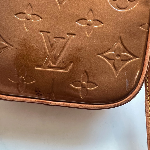 Louis Vuitton Bronze Vernis Christie PM Crossbody Bag 