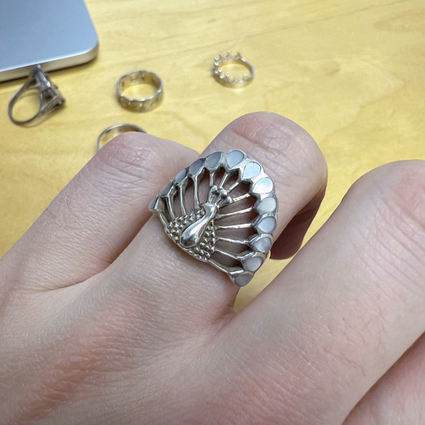Sterling Silver Mother Of Pearl Peacock Ring 