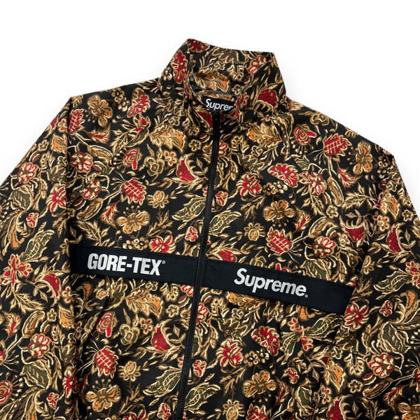 Supreme Gore-Tex Flower Print Court Jacket 
