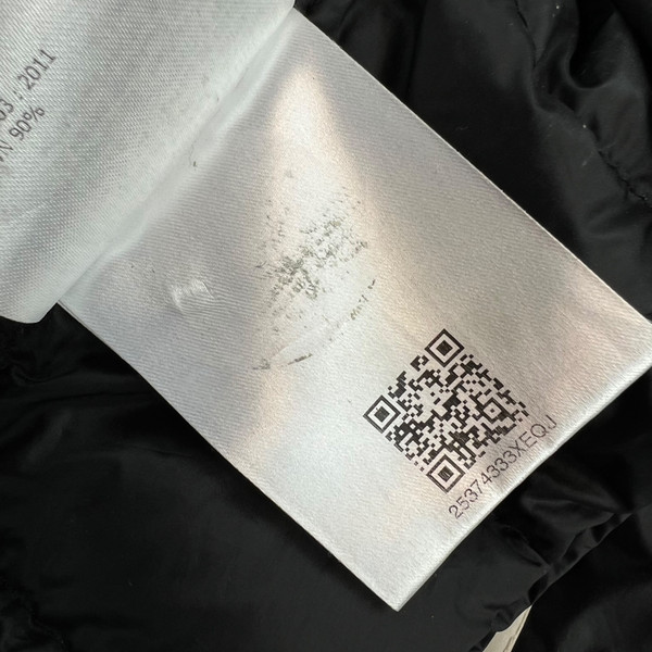 Moncler Black Garin Puffer Jacket 