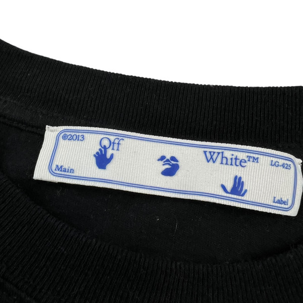 Off-White Acrylic Arrows Black T Shirt 