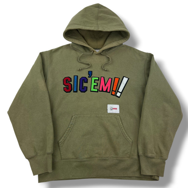 Supreme x WTAPS Sic'em Hoodie