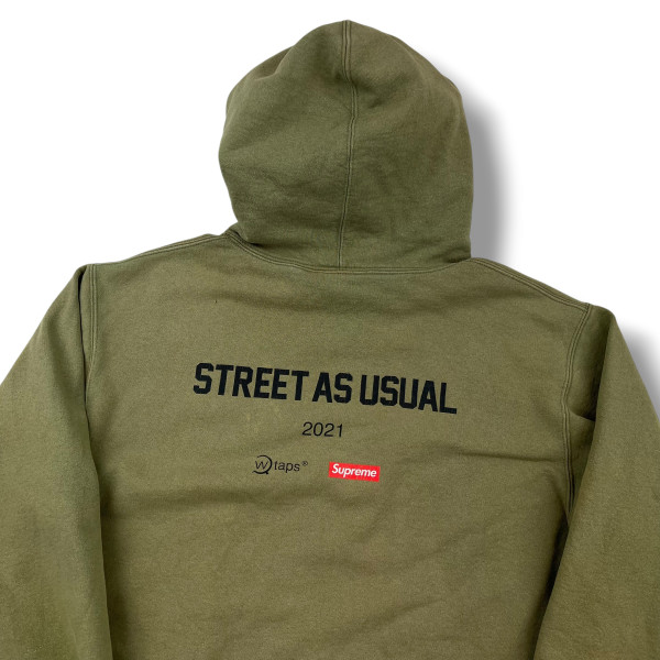 Supreme x WTAPS Sic'em Hoodie