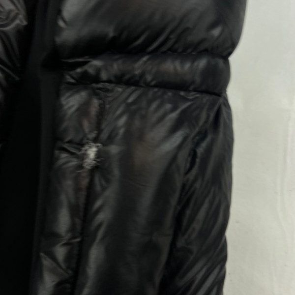 Prada Milano Womens Black Puffer Jacket