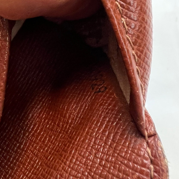 Louis Vuitton Monogram Bifold Wallet 