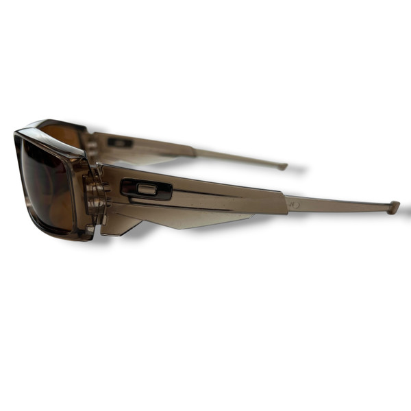 Okaley Canteen Brown Sunglasses 