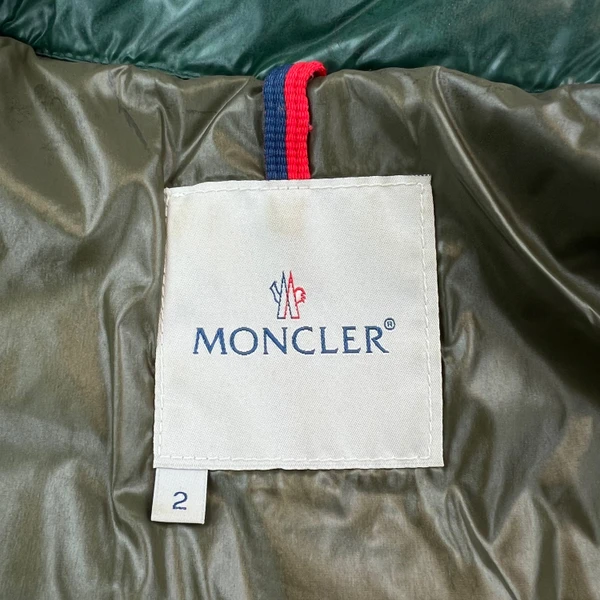 Moncler Cameroun Dark Green Puffer Jacket