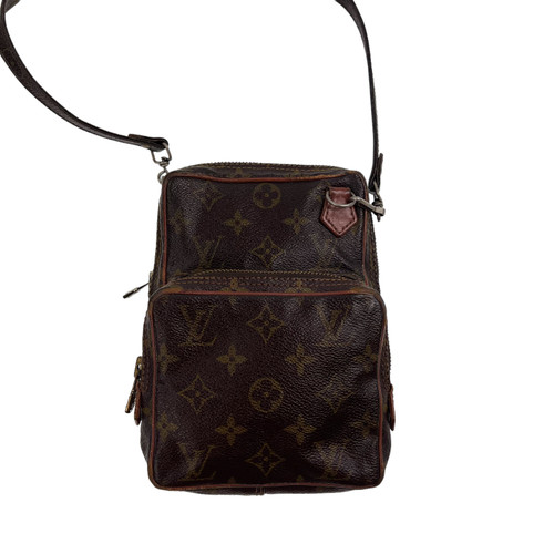 Louis Vuitton  Cross Body Bag - Oliver's Archive