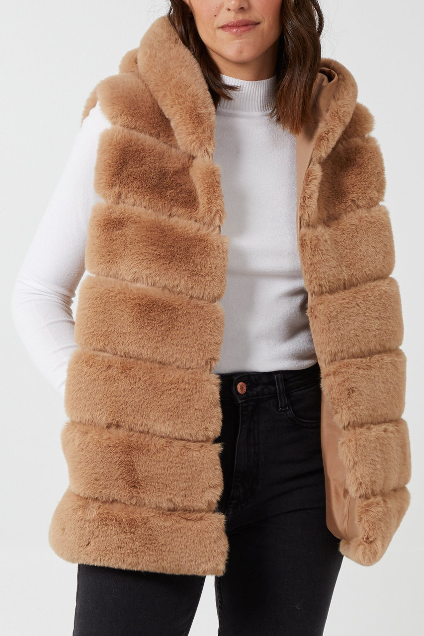 Hooded Pelted Faux Fur Gilet in Camel NL9104-C - City Cows