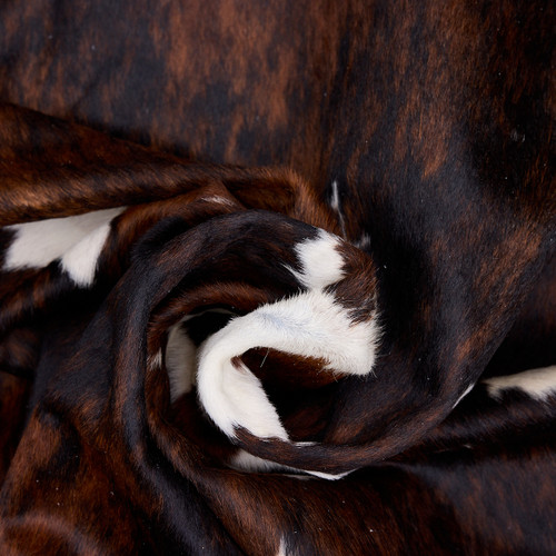 Cowhide Rug JUNE25-053 (190cm x 170cm)